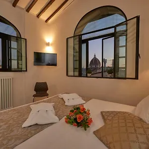 Apartment Cavour 34 By 360rentals, Florence